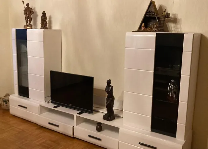 Grosse Parkplatz Küche Waschmaschine Spülmaschine